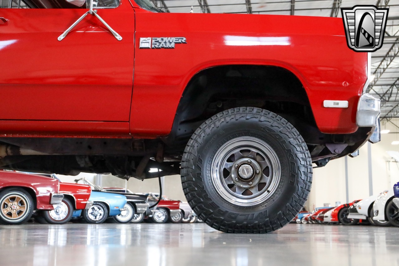 1984 Dodge W150 Prospector