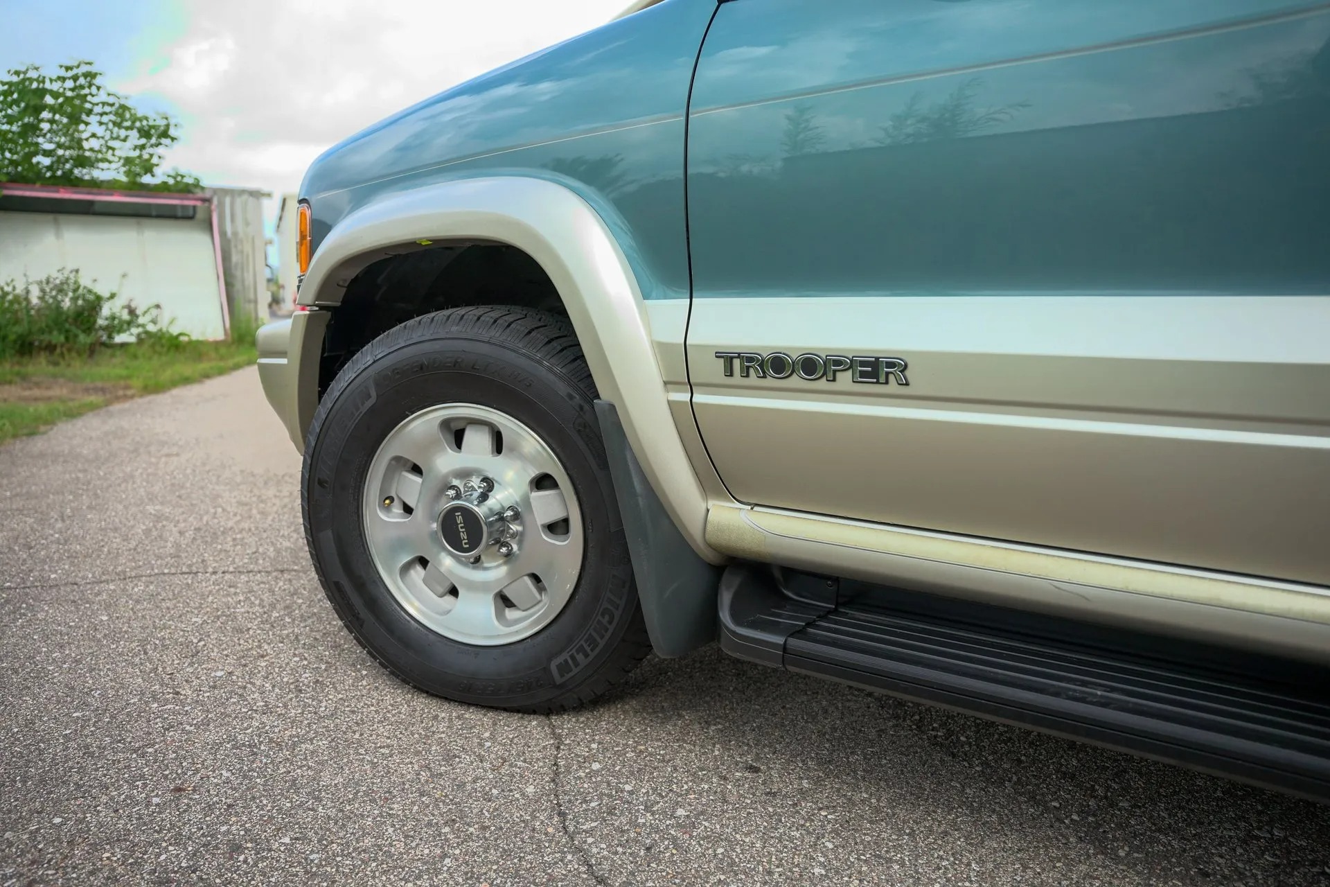 3k-Mile 1996 Isuzu Trooper