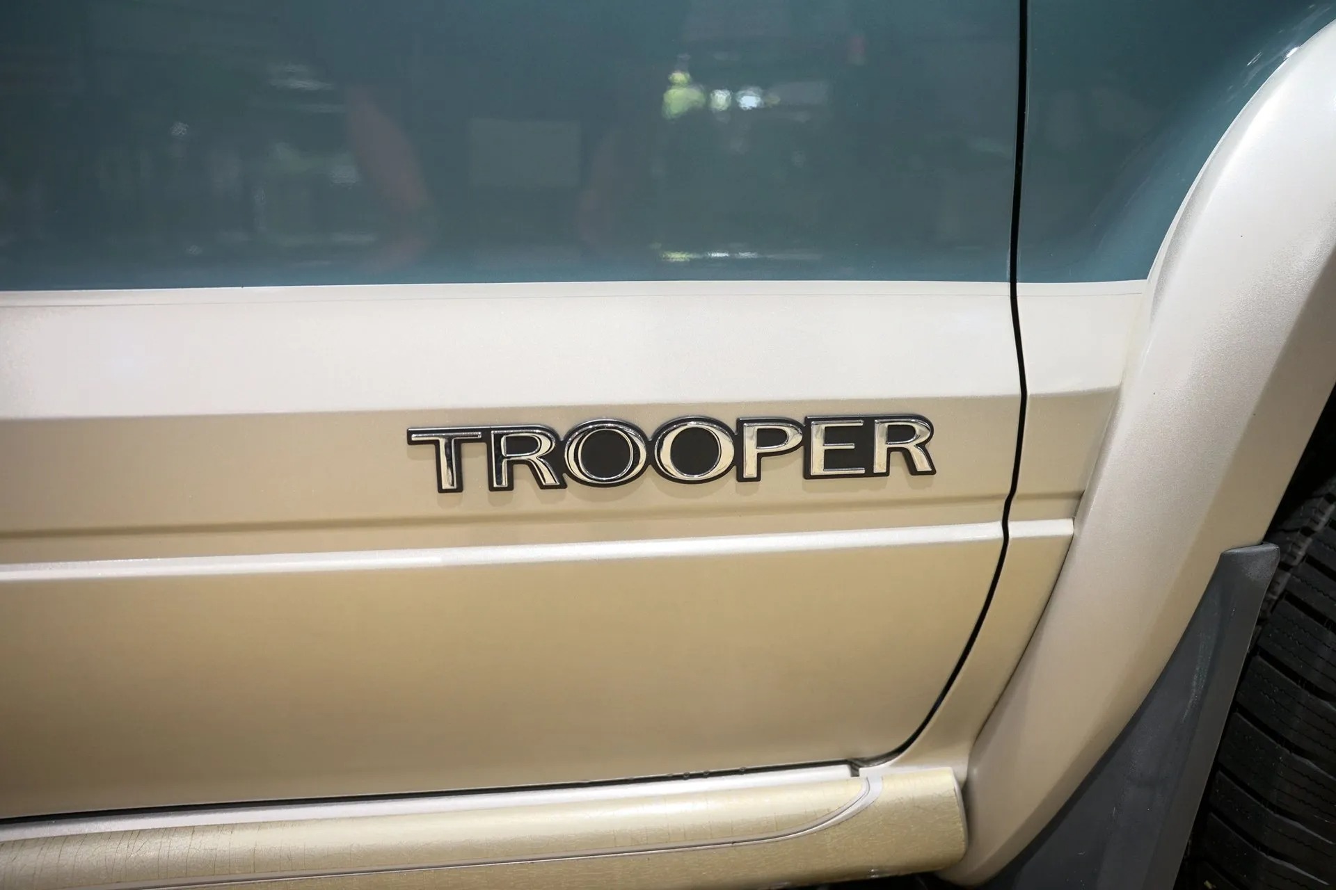 3k-Mile 1996 Isuzu Trooper