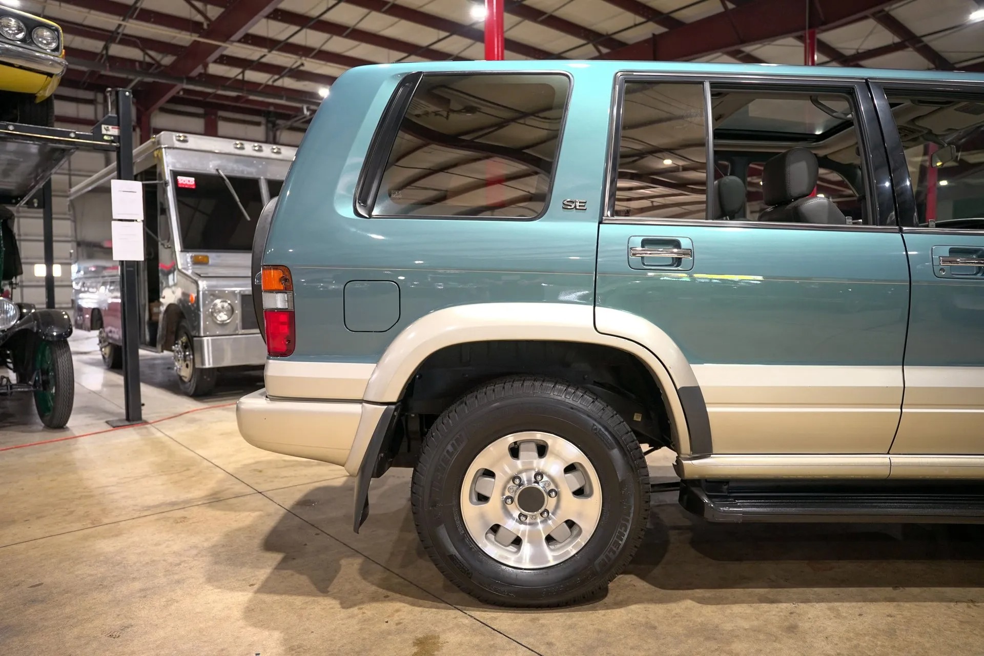 3k-Mile 1996 Isuzu Trooper