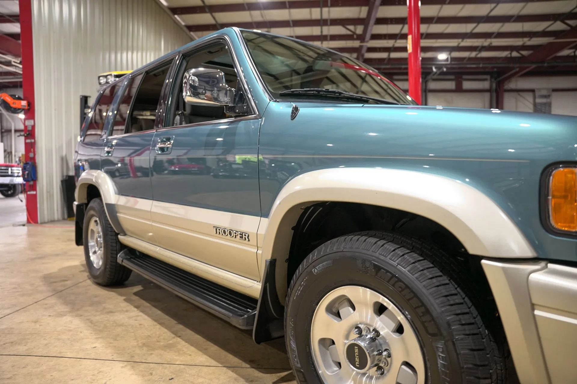 3k-Mile 1996 Isuzu Trooper