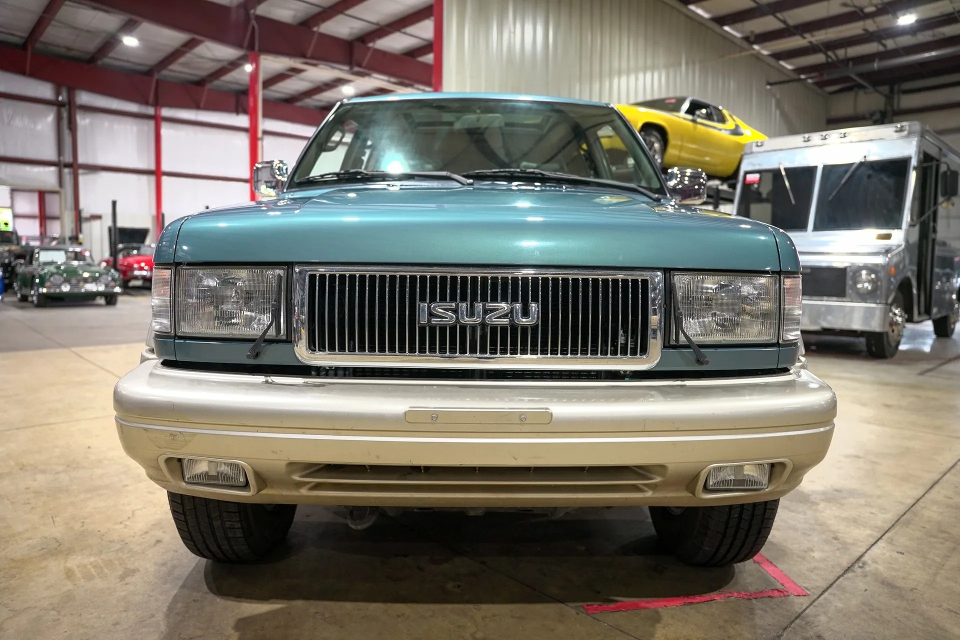3k-Mile 1996 Isuzu Trooper