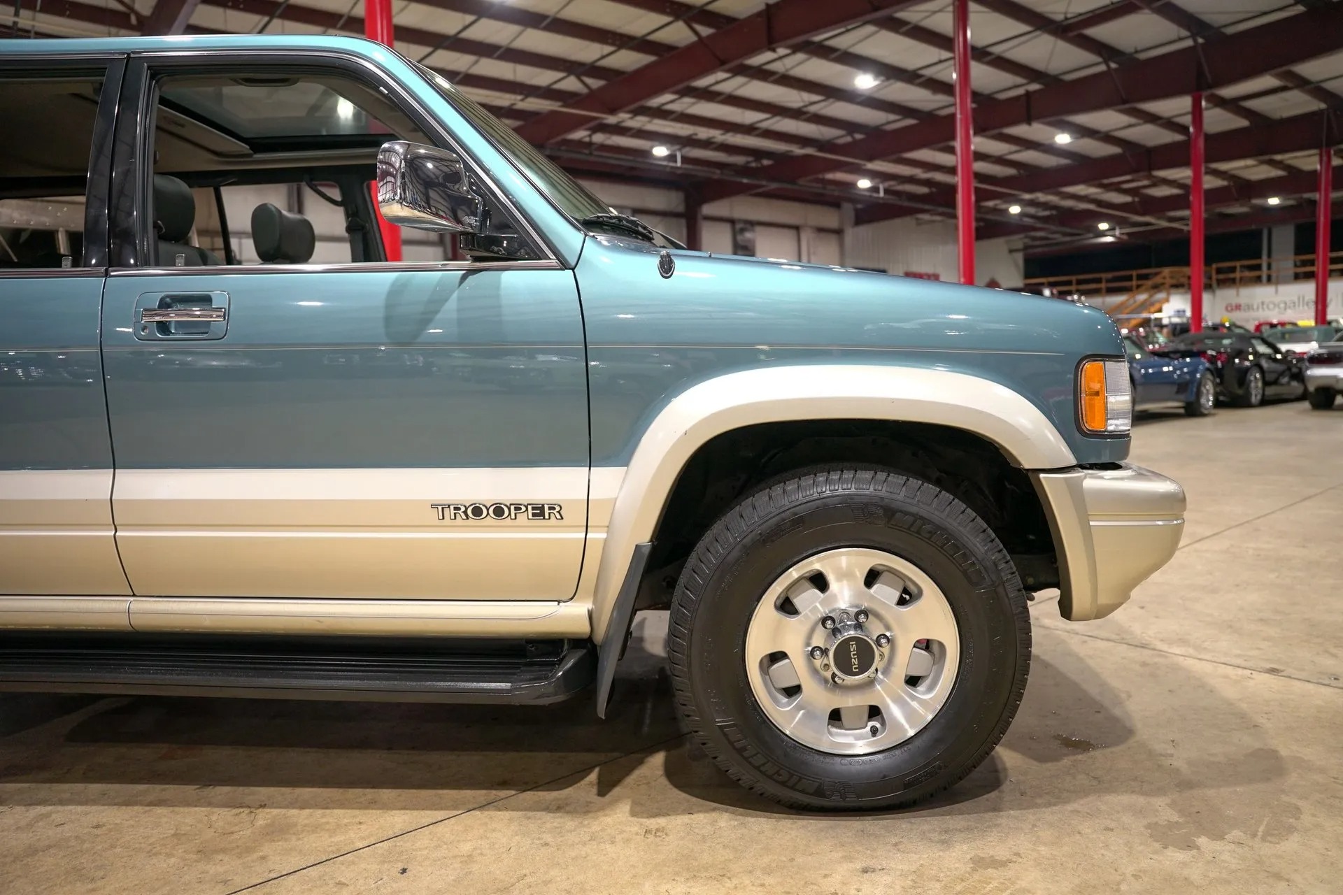 3k-Mile 1996 Isuzu Trooper