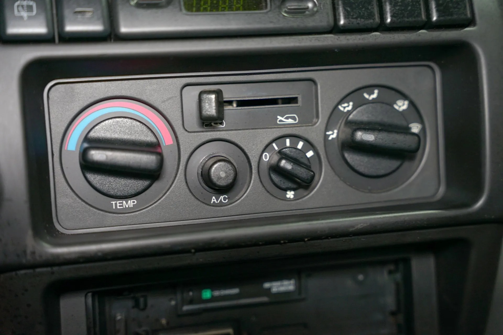 3k-Mile 1996 Isuzu Trooper