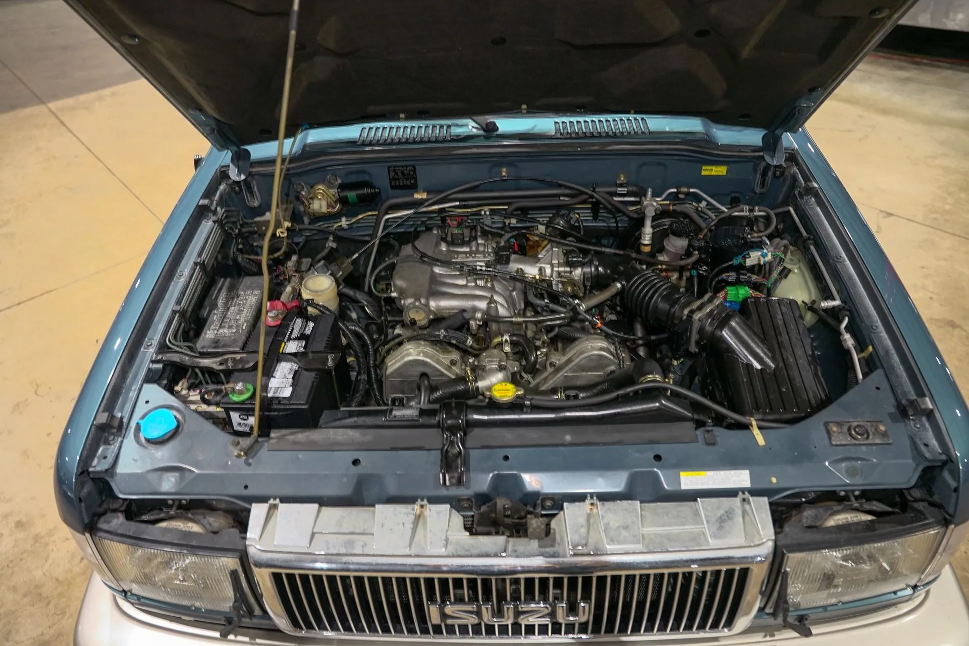3k-Mile 1996 Isuzu Trooper