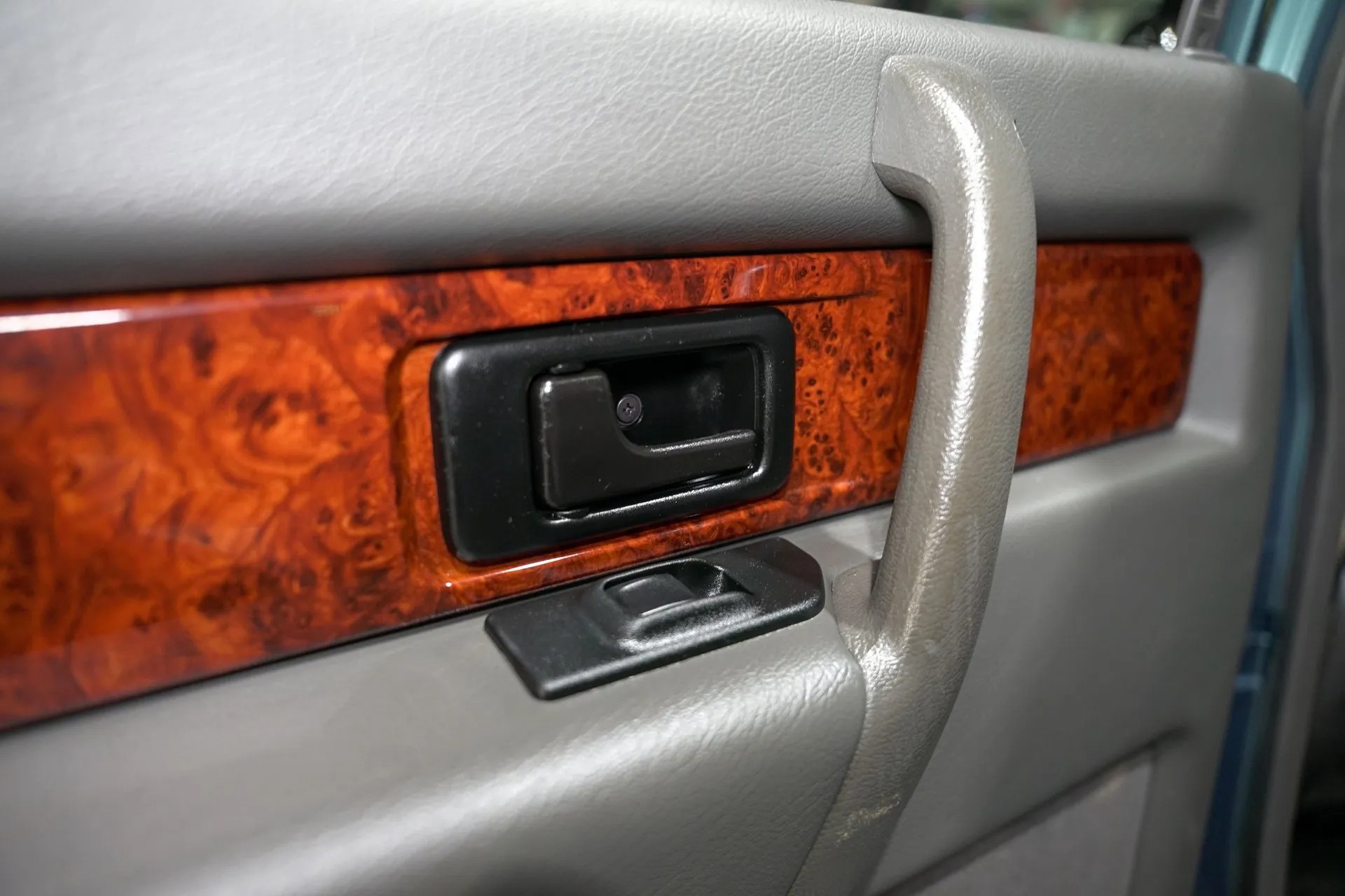 3k-Mile 1996 Isuzu Trooper