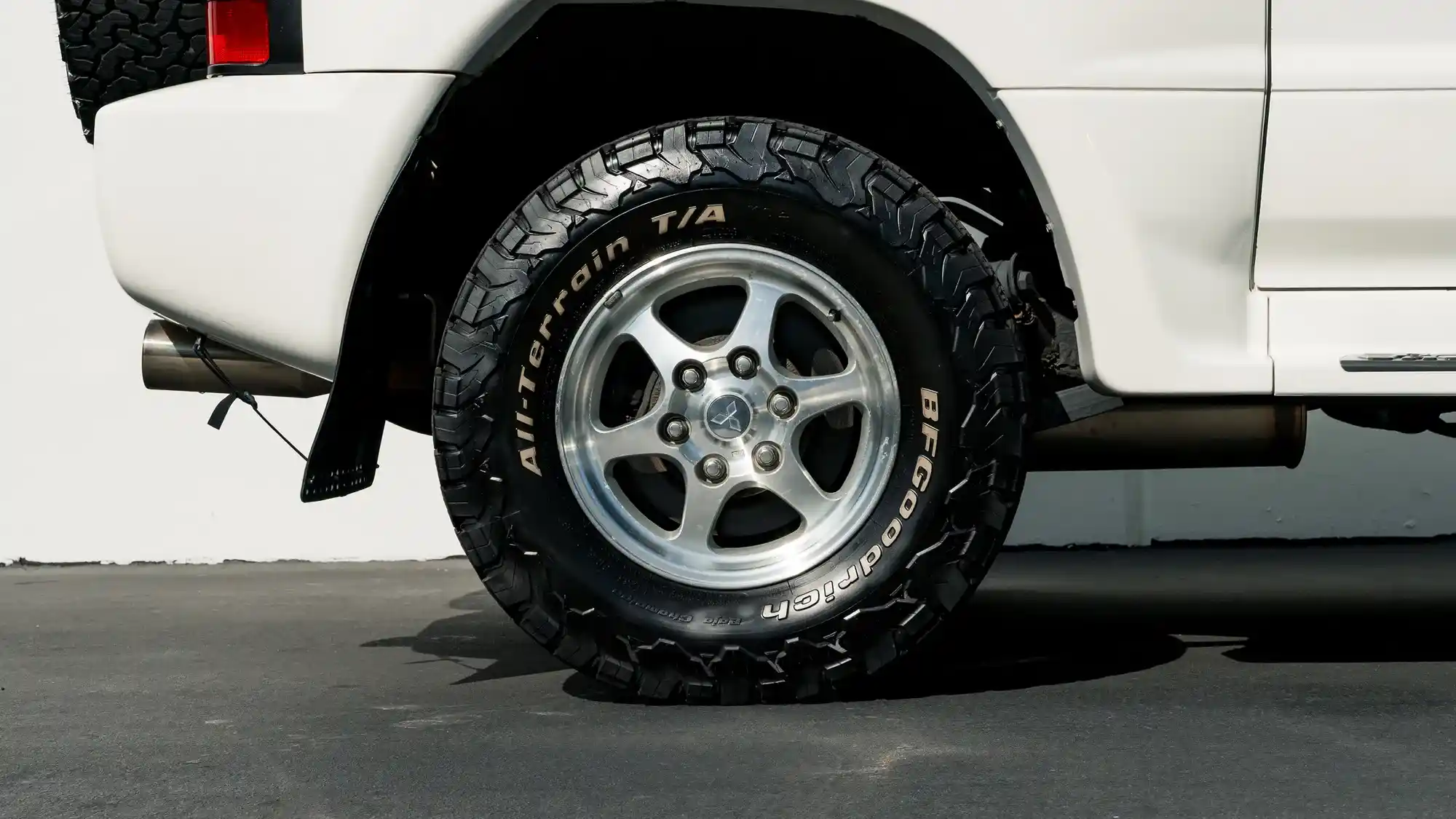1999 Mitsubishi Pajero Evolution