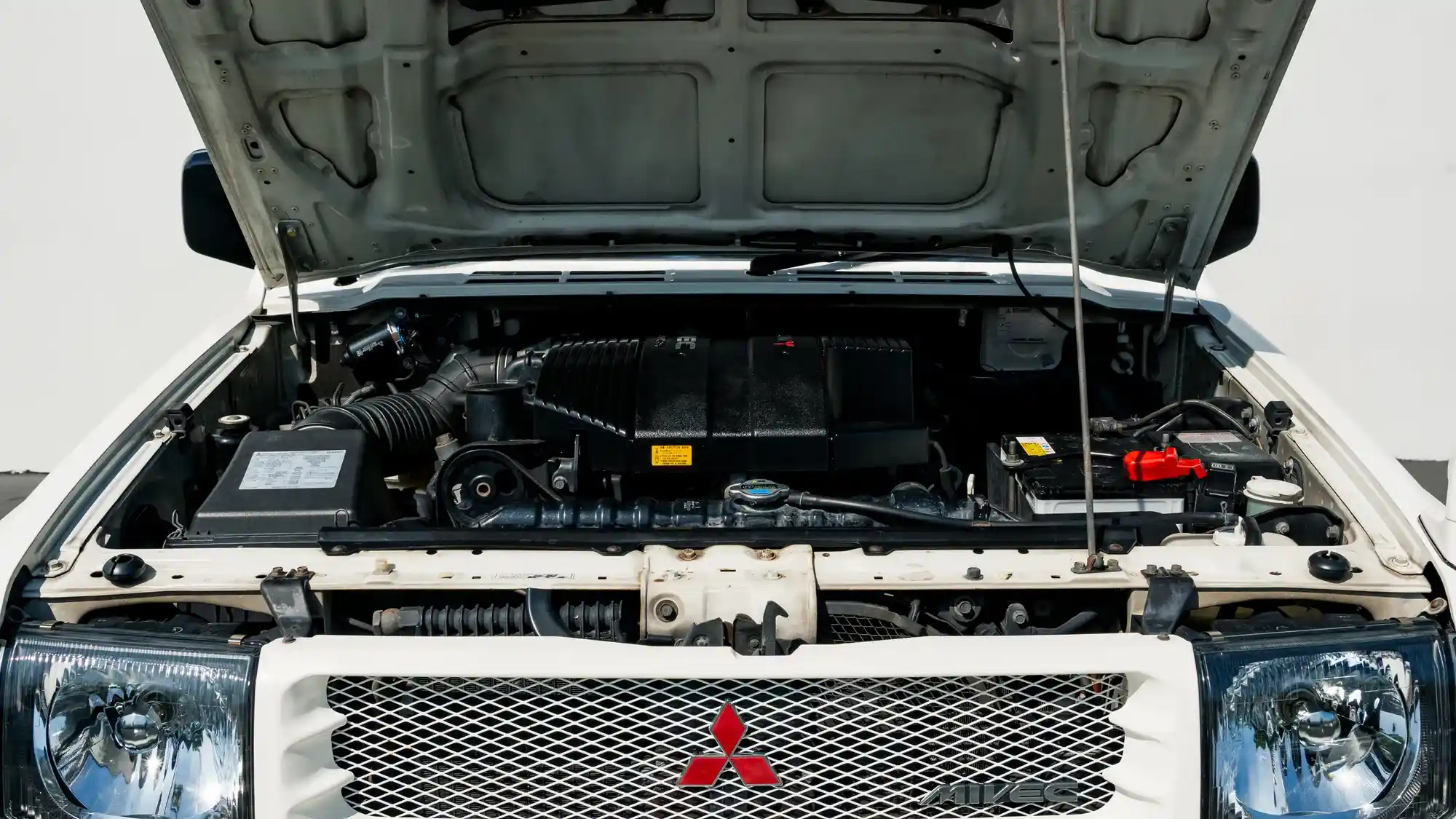 1999 Mitsubishi Pajero Evolution