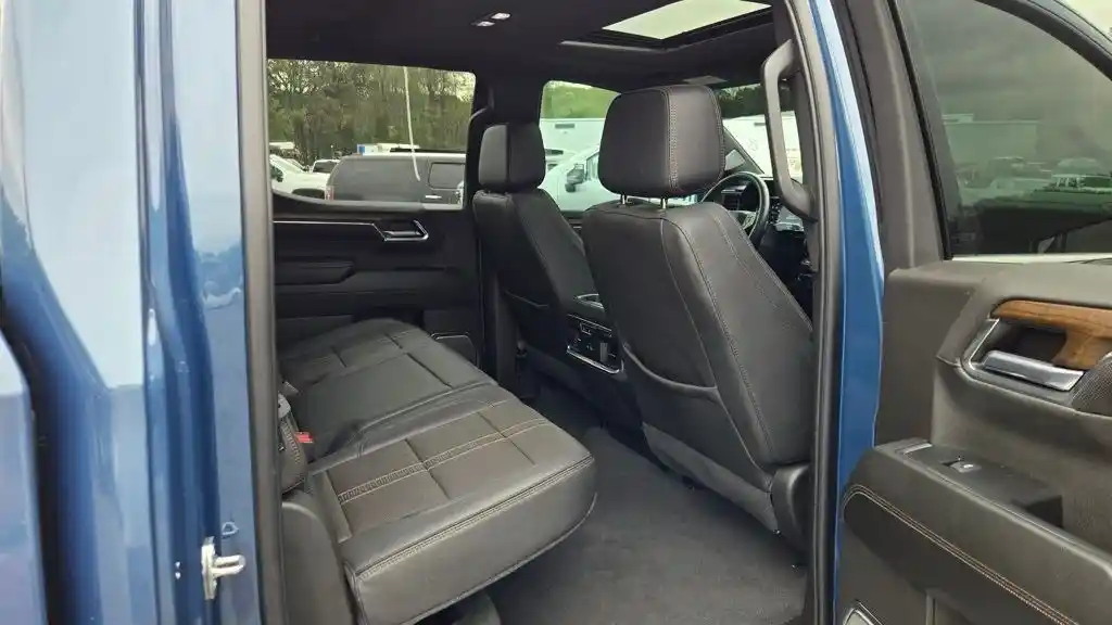 2024 Chevrolet Silverado 1500 High Country Premium - 2