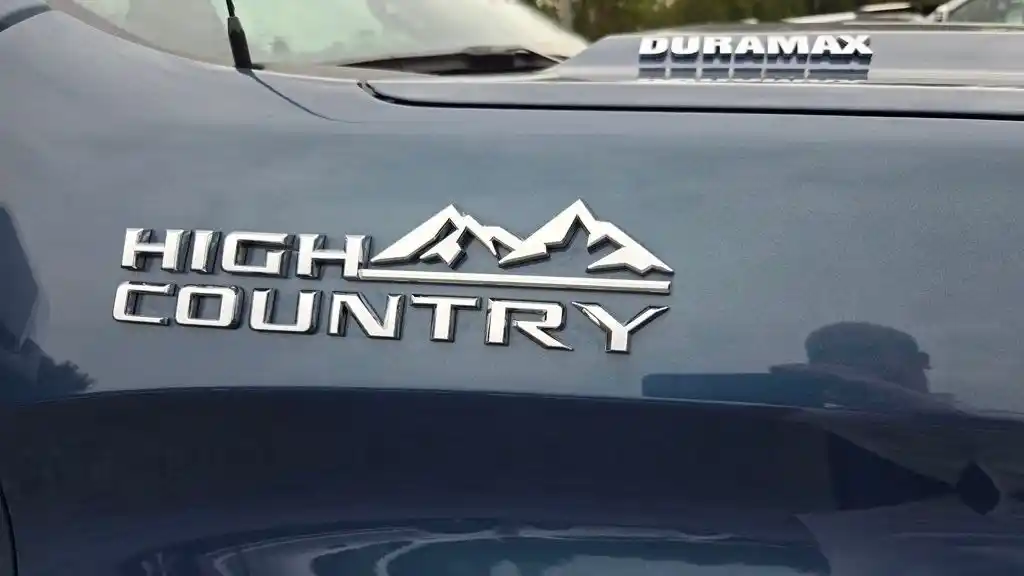2024 Chevrolet Silverado 1500 High Country Premium