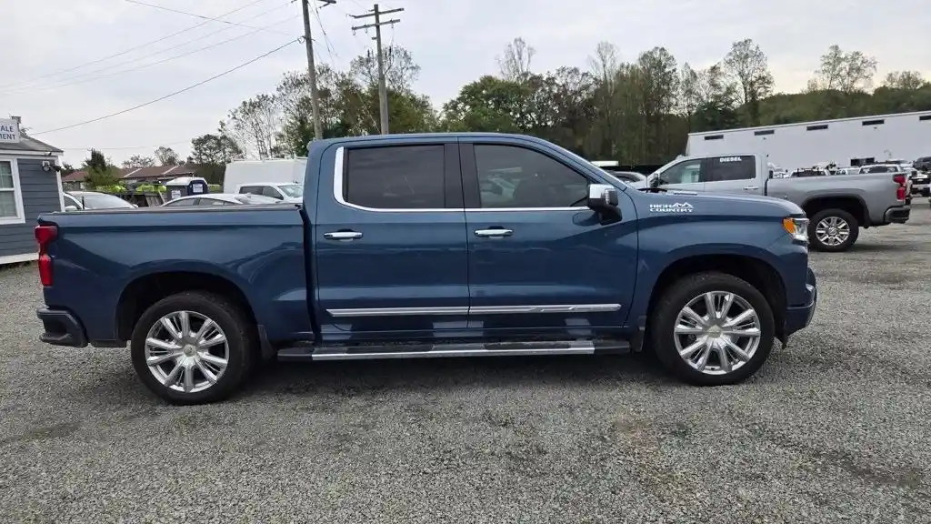 2024 Chevrolet Silverado 1500 High Country Premium