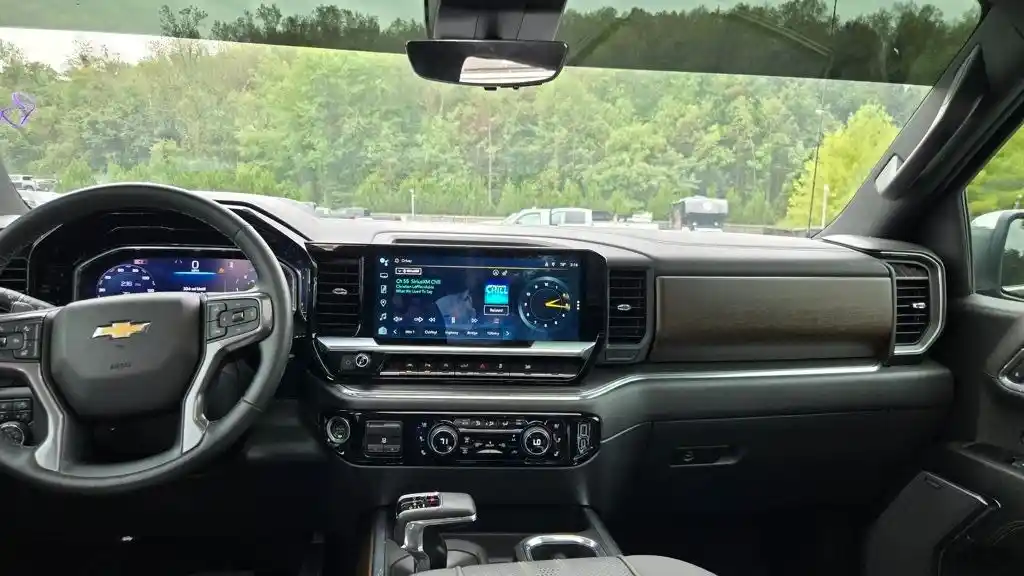 2024 Chevrolet Silverado 1500 High Country Premium