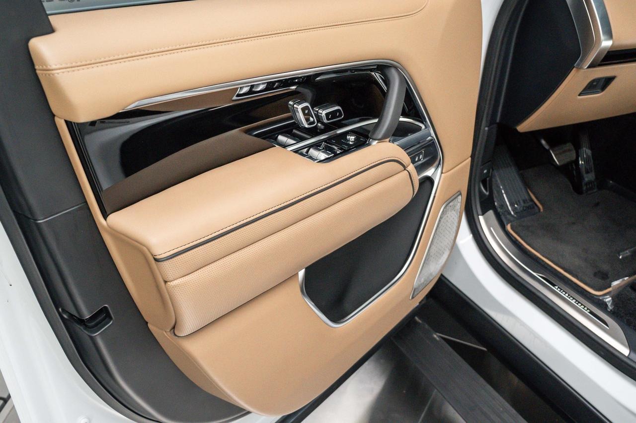 Overfinch-Built 2025 Land Rover Range Rover Autobiography SWB