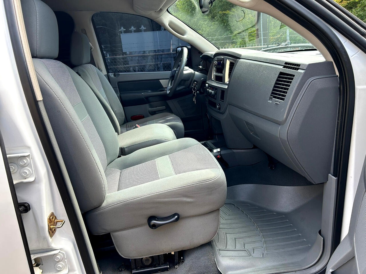 2007 Dodge Ram 1500 SLT - 2