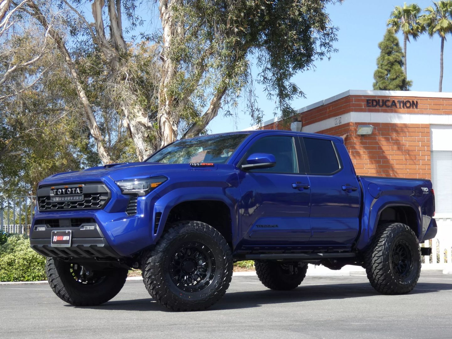 2025 Toyota Tacoma TRD Sport