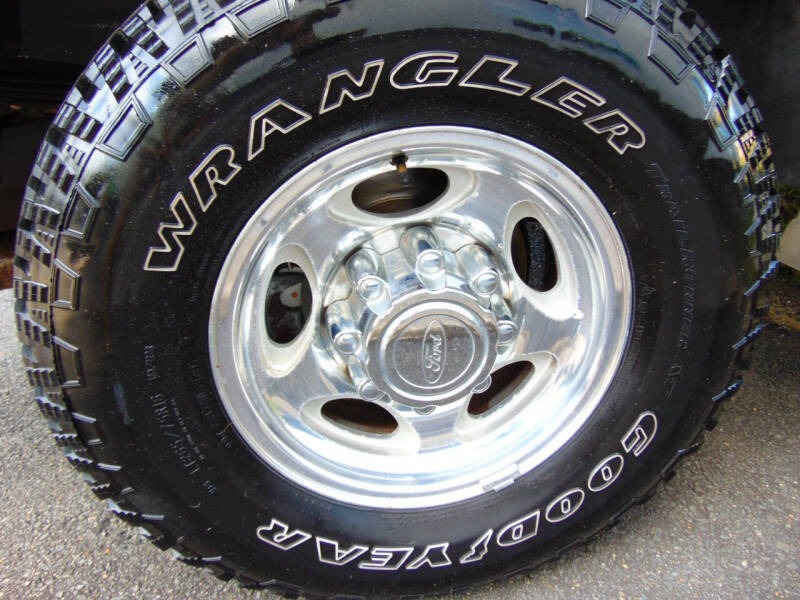 2004 Ford Excursion Eddie Bauer