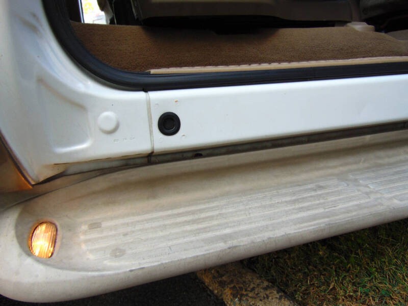 2004 Ford Excursion Eddie Bauer