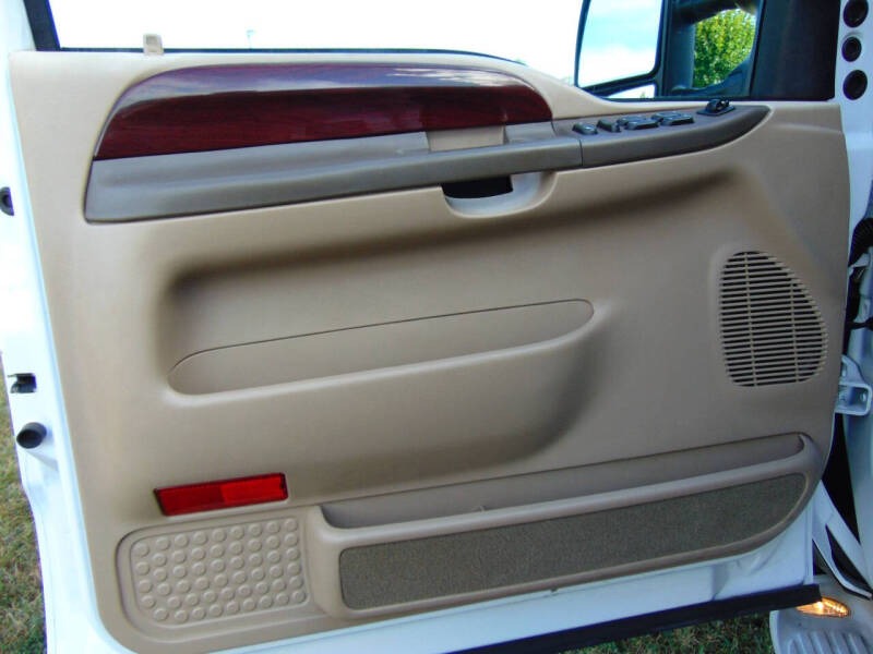 2004 Ford Excursion Eddie Bauer