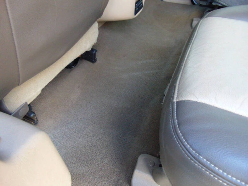 2004 Ford Excursion Eddie Bauer