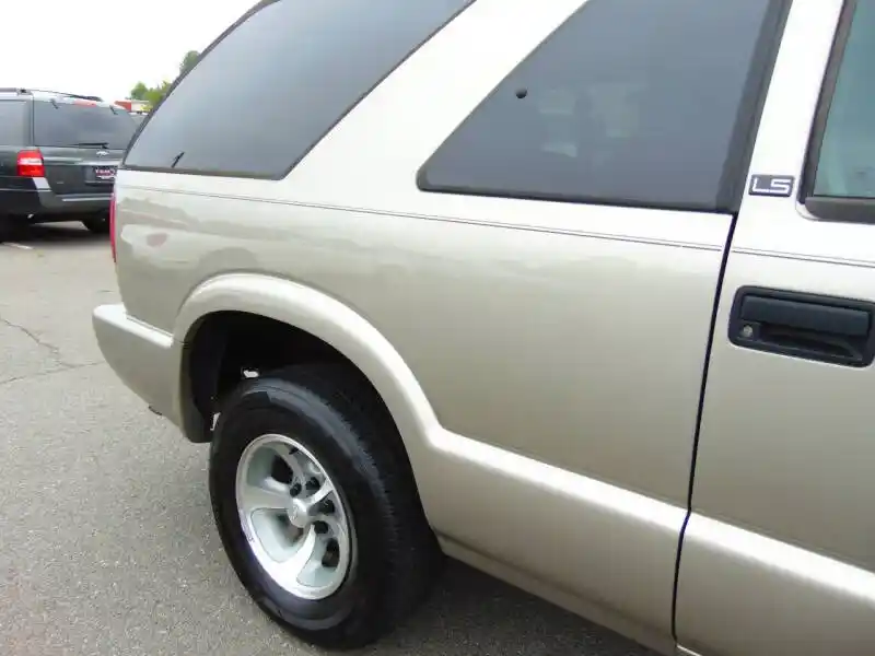 2002 Chevrolet Blazer LS