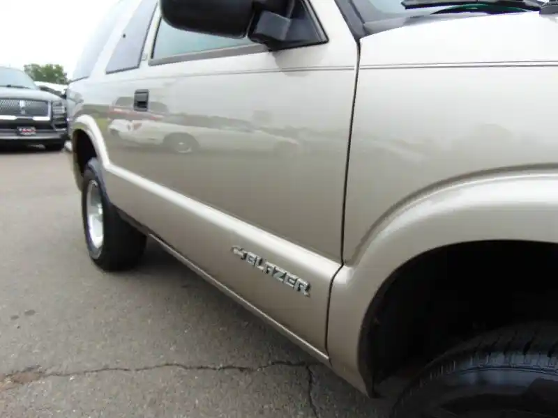 2002 Chevrolet Blazer LS - 4