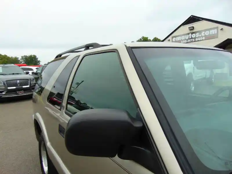 2002 Chevrolet Blazer LS - 5
