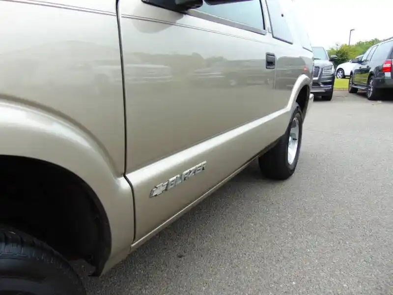 2002 Chevrolet Blazer LS