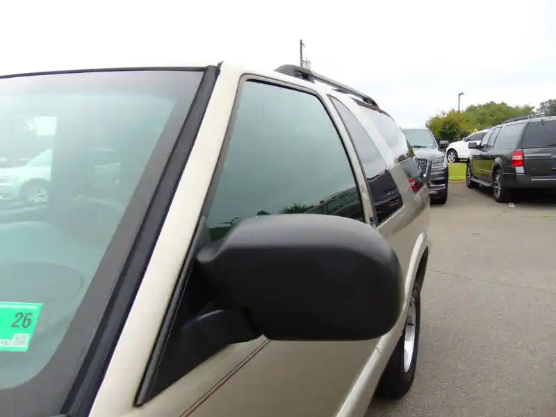 2002 Chevrolet Blazer LS