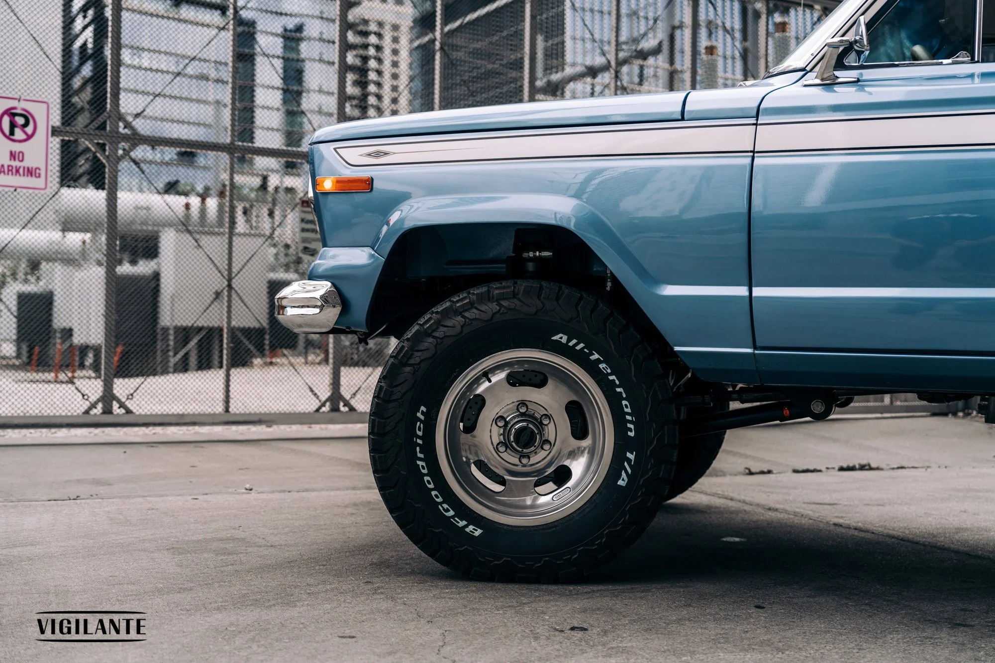 6.4L HEMI V8-Powered 1975 Jeep Cherokee S