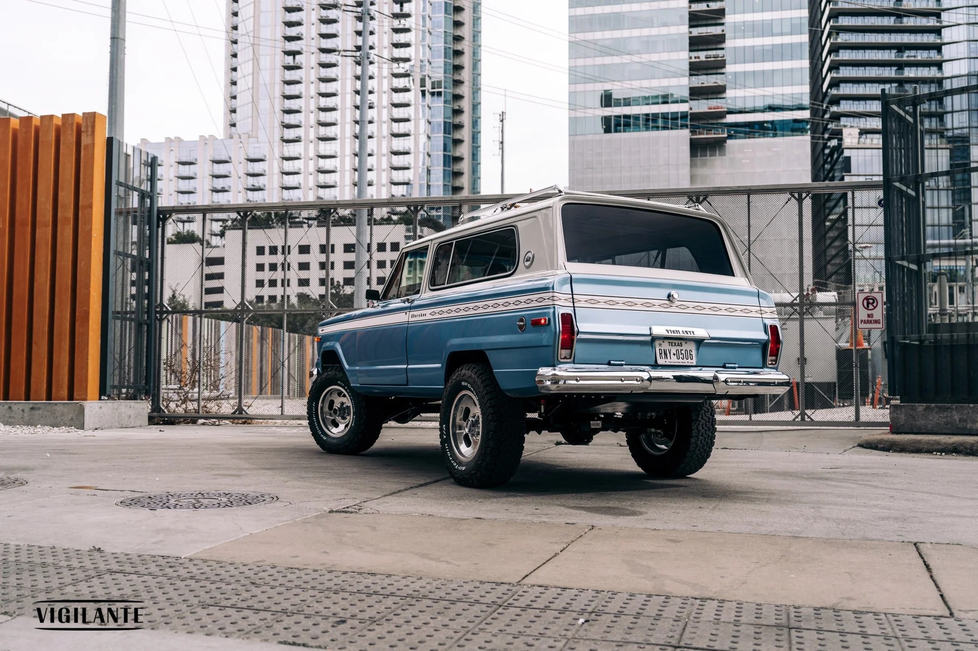 6.4L HEMI V8-Powered 1975 Jeep Cherokee S