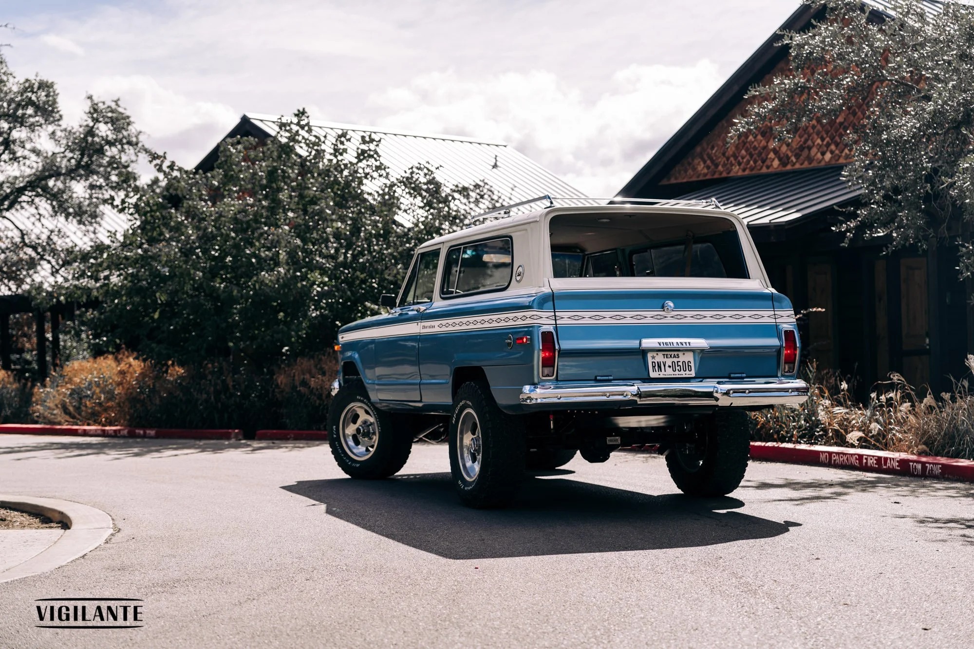 6.4L HEMI V8-Powered 1975 Jeep Cherokee S