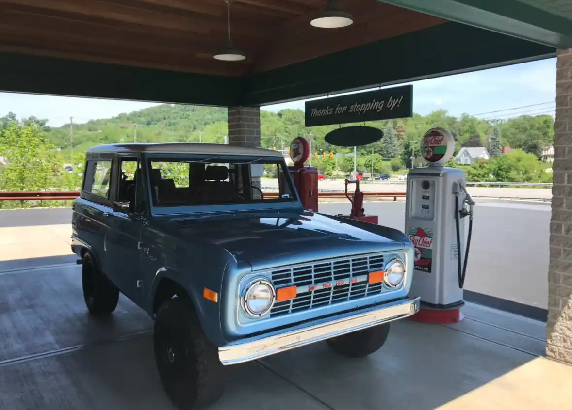 1971 Ford Bronco Sport
