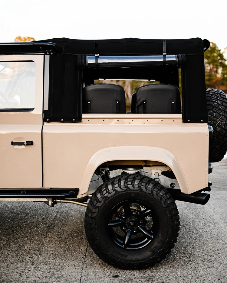 2022 Osprey Custom Defender 90 - 5