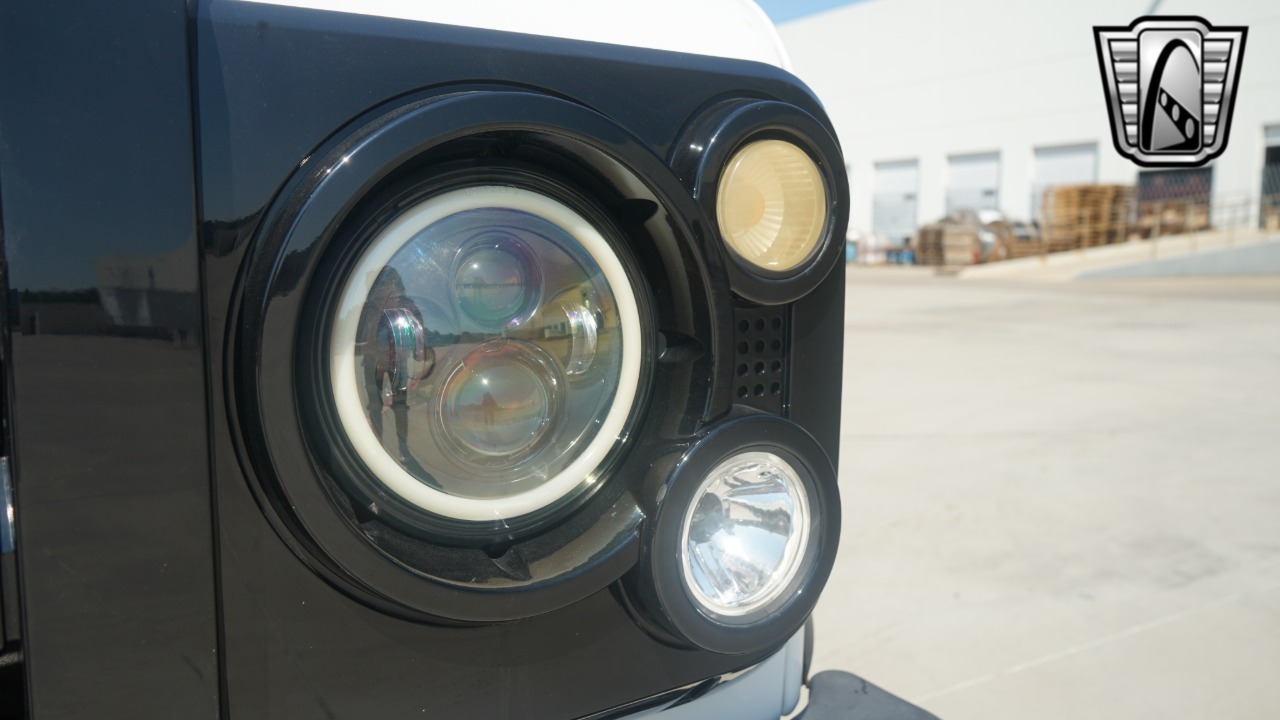 1999 Land Rover Defender 90