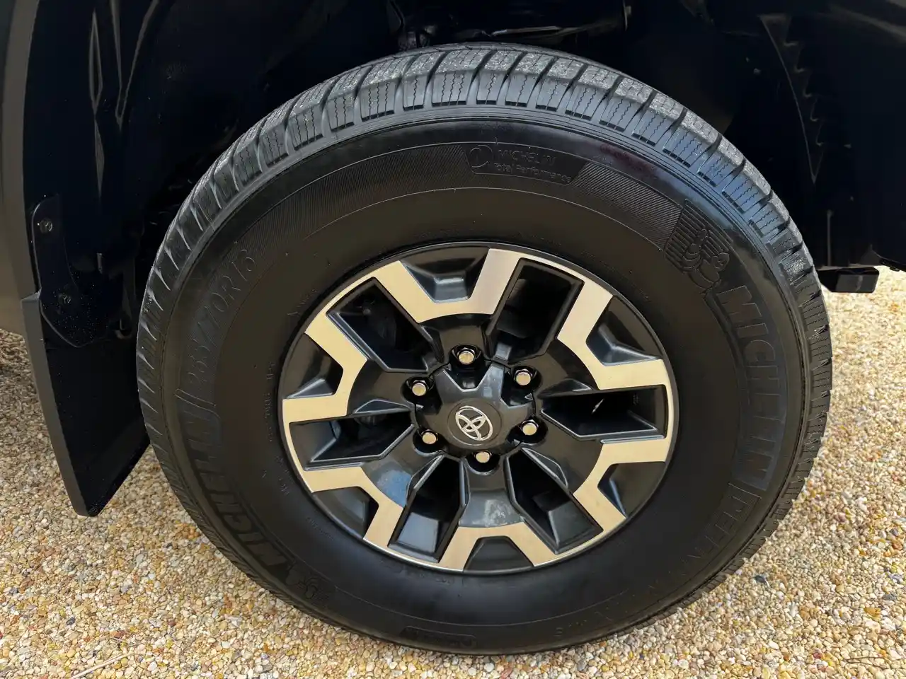 2022 Toyota Tacoma TRD Off-Road
