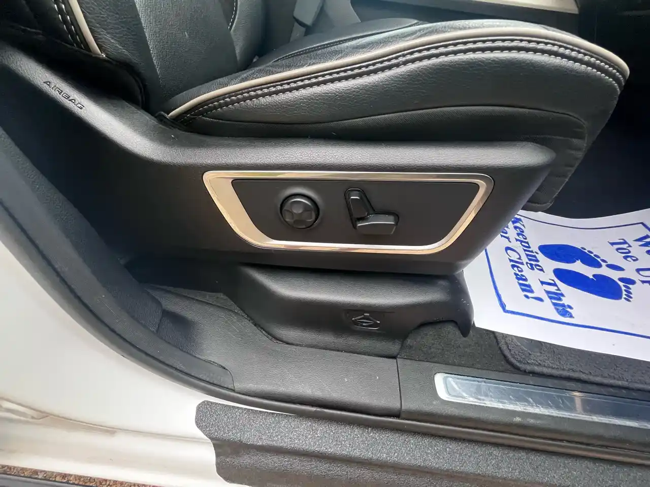 2019 RAM 1500 Laramie - 4