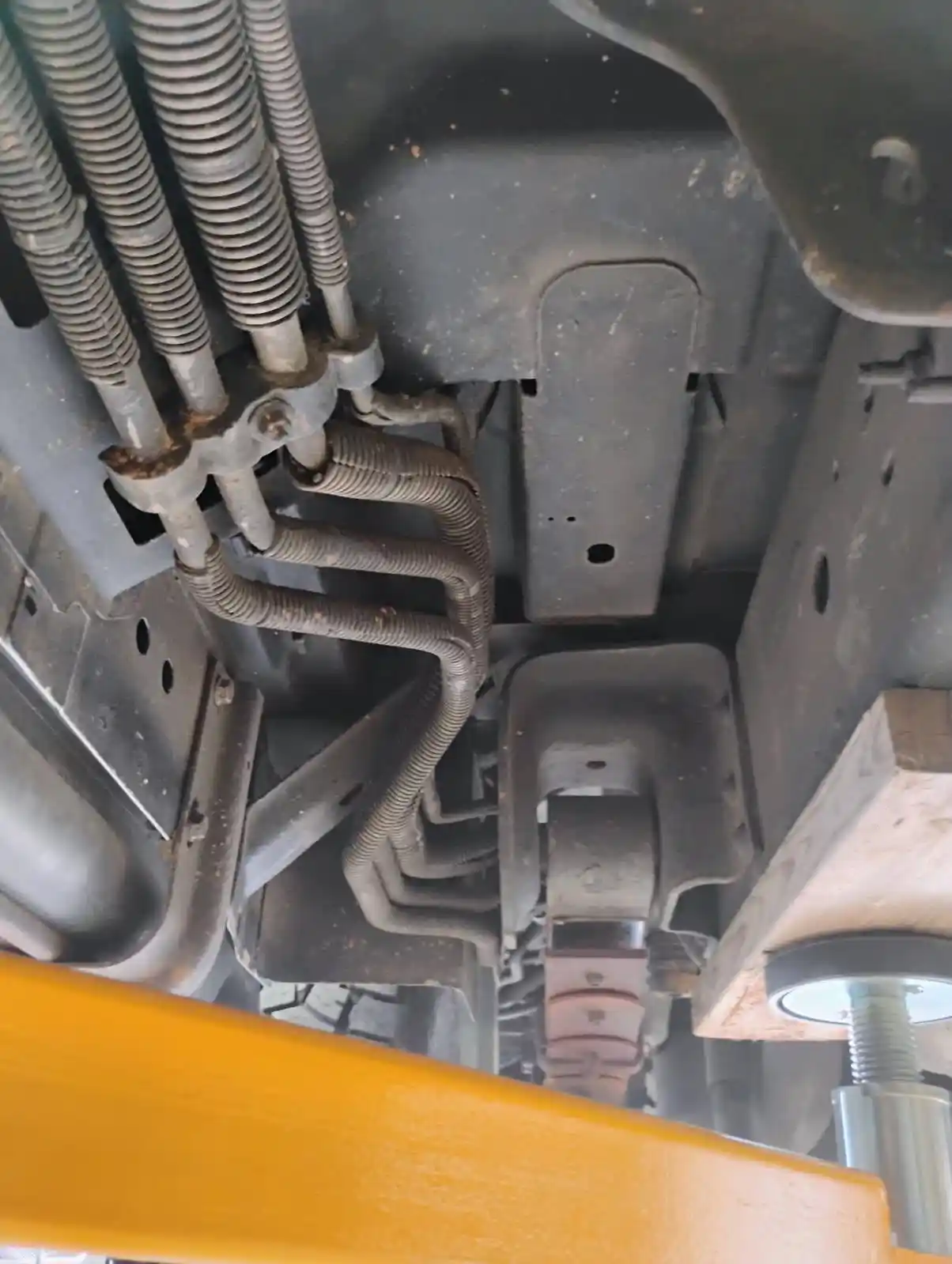 6.0L Turbo Diesel-Powered 2005 Ford Excursion XLT