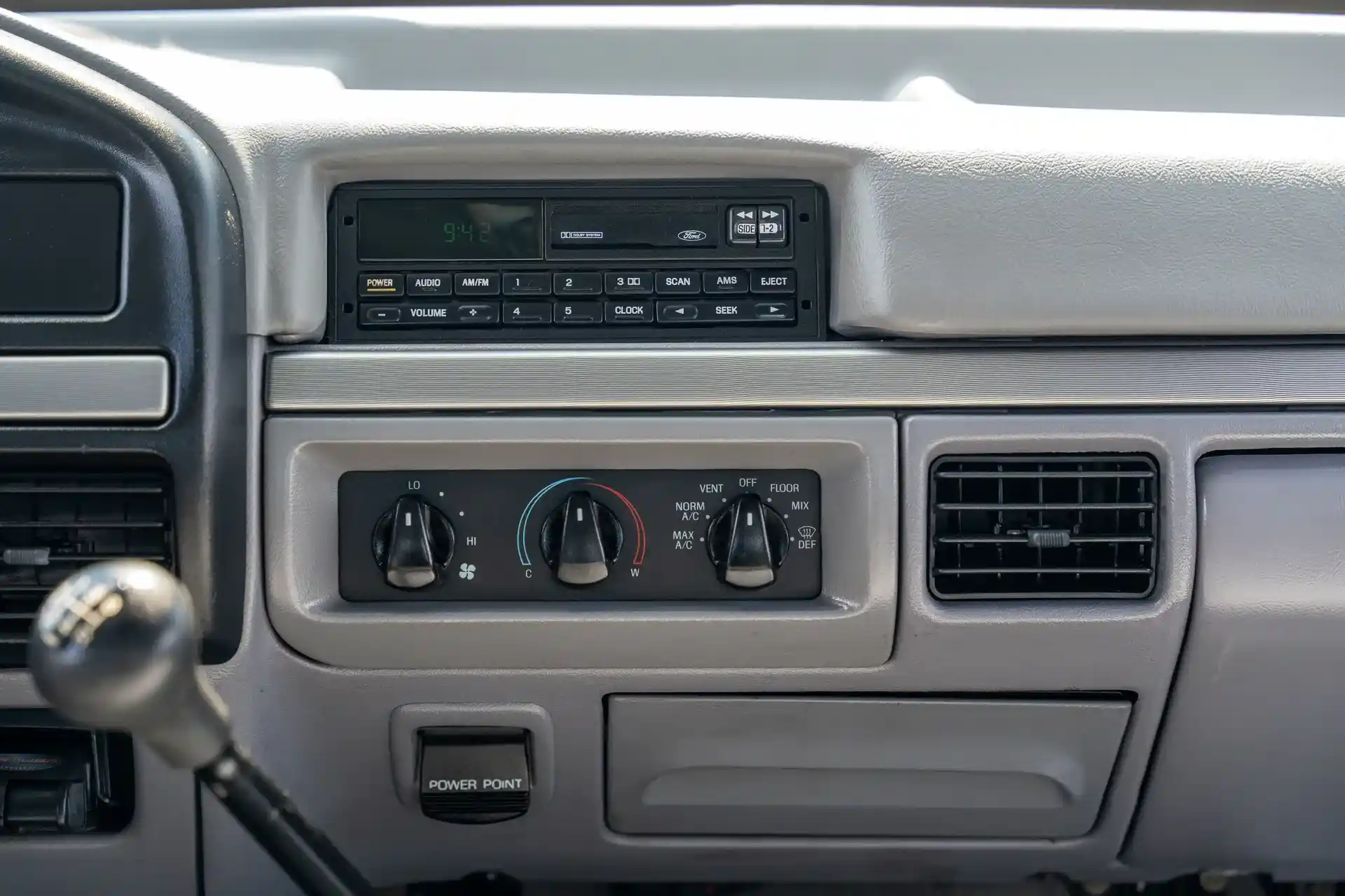 7.3L V8-Powered 1994 Ford F-350