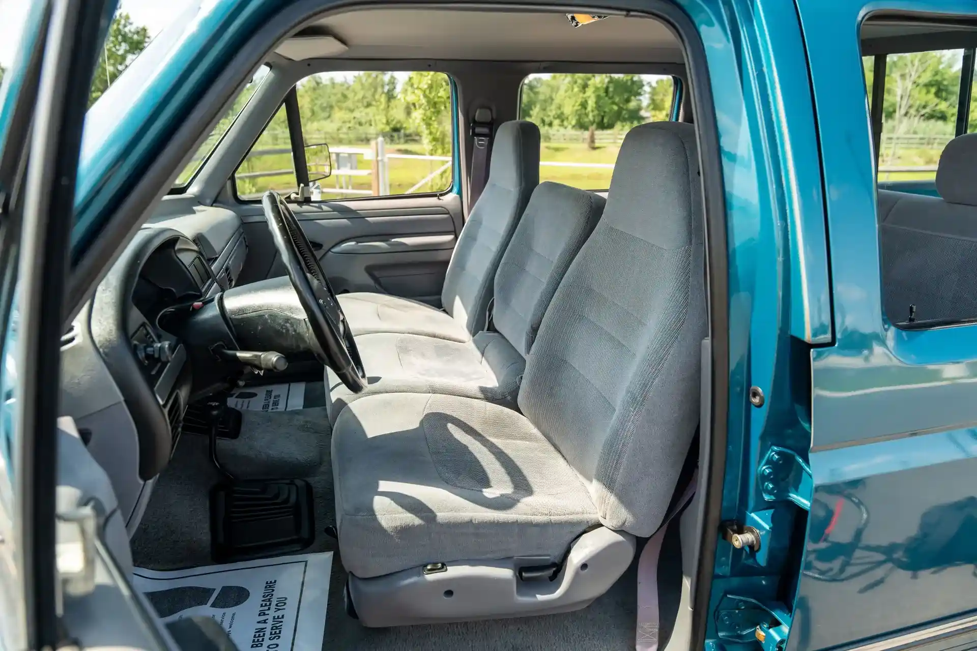 7.3L V8-Powered 1994 Ford F-350