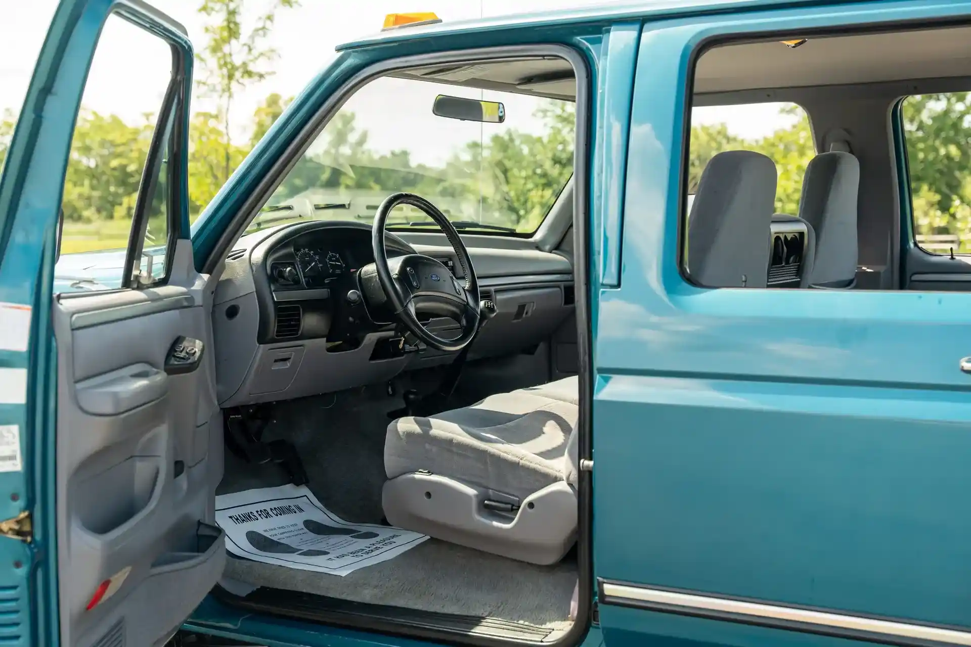 7.3L V8-Powered 1994 Ford F-350