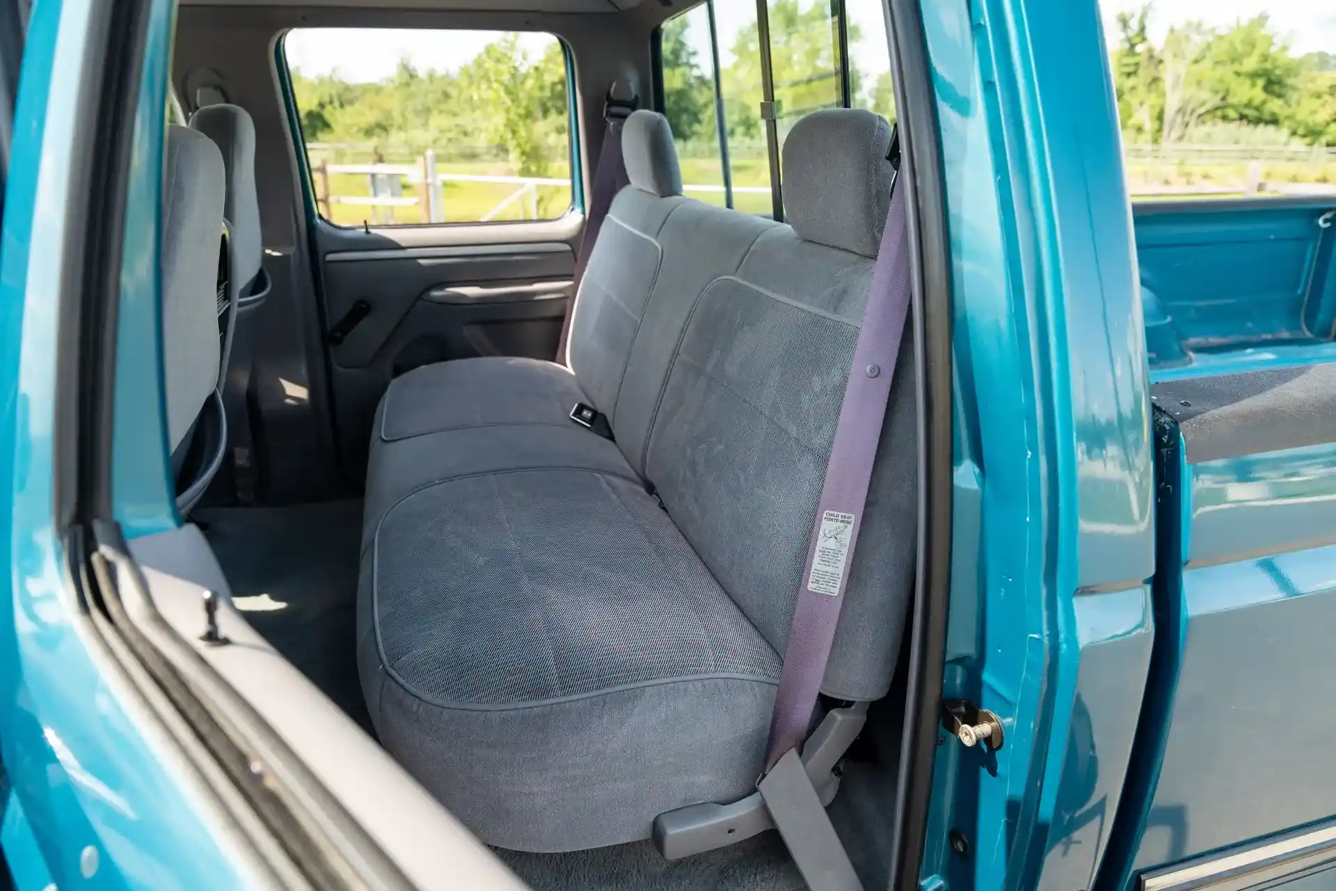 7.3L V8-Powered 1994 Ford F-350