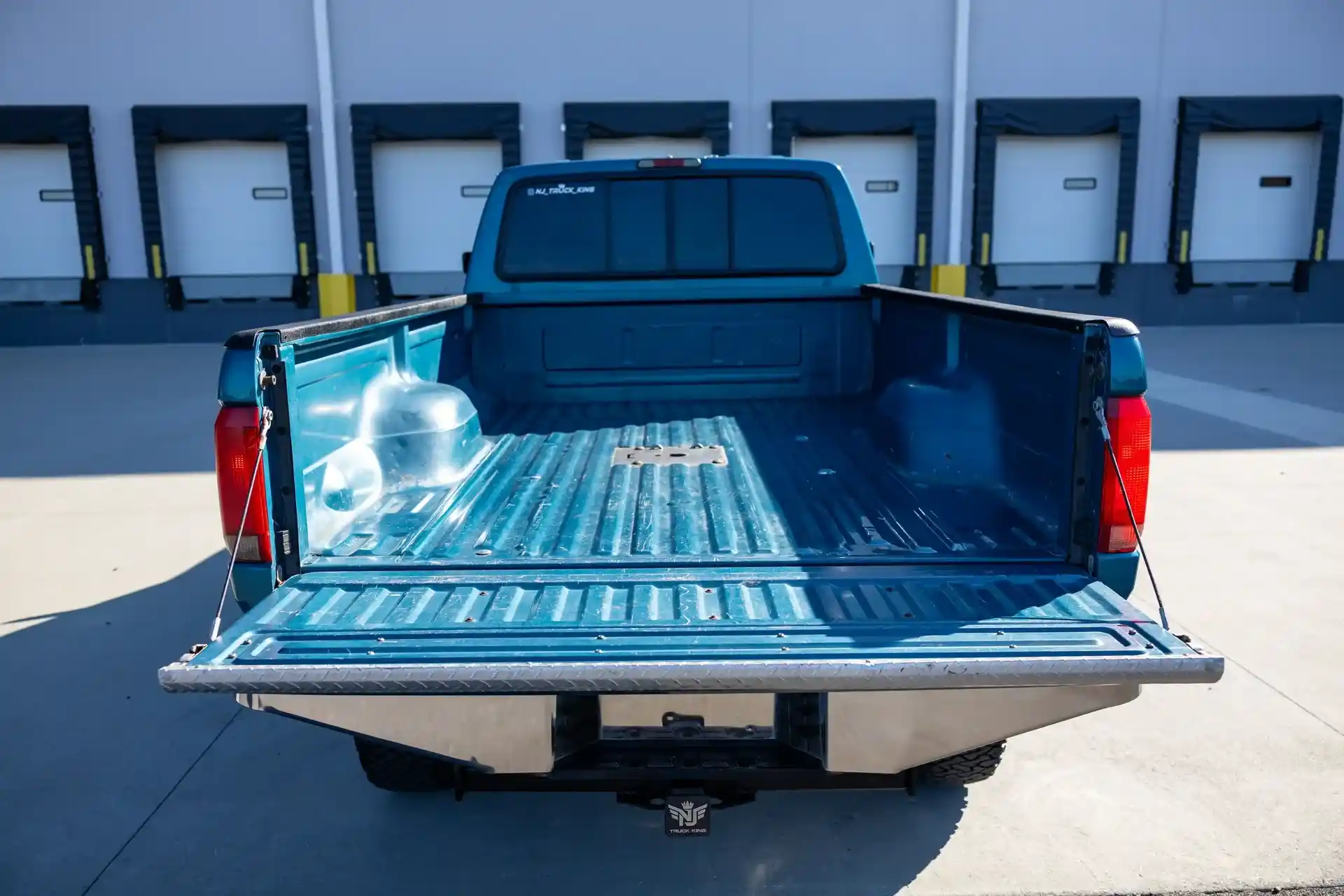 7.3L V8-Powered 1994 Ford F-350