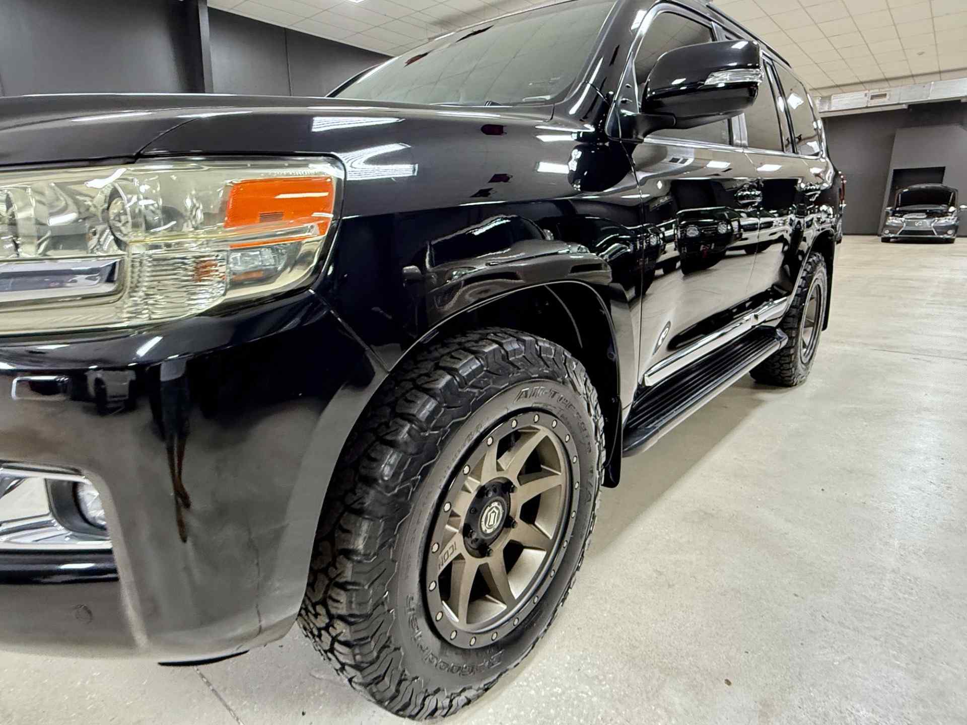 2018 Toyota Land Cruiser