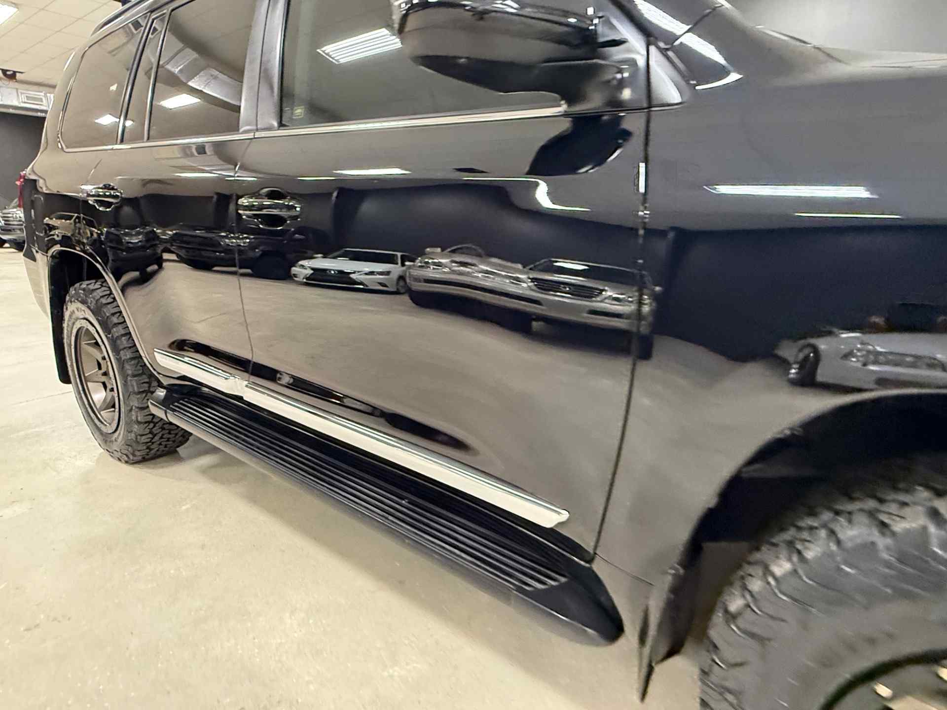 2018 Toyota Land Cruiser