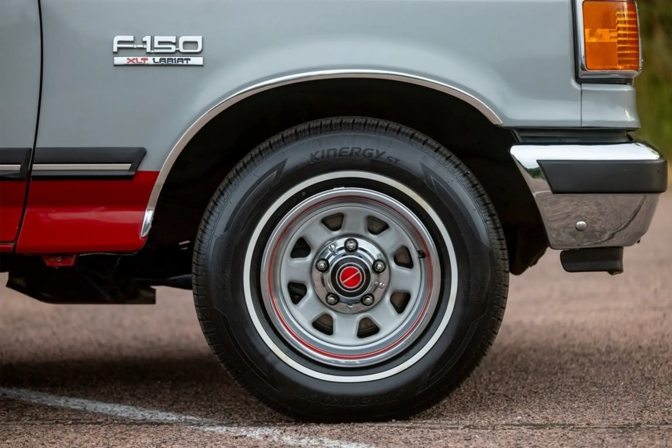 52k-Mile 1989 Ford F-150 XLT Lariat