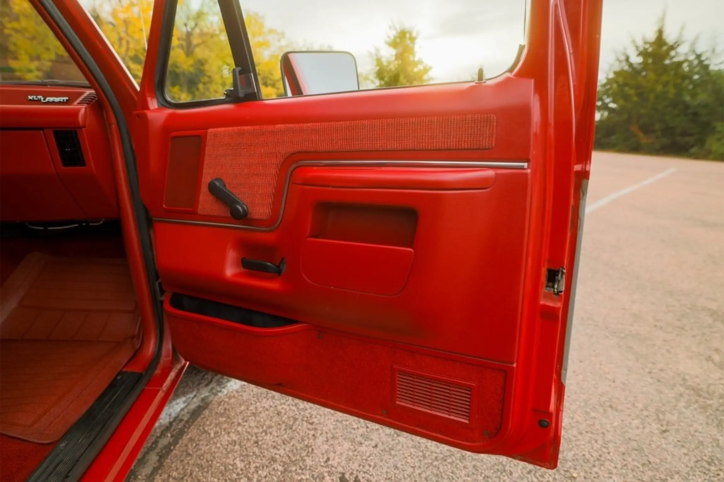 52k-Mile 1989 Ford F-150 XLT Lariat