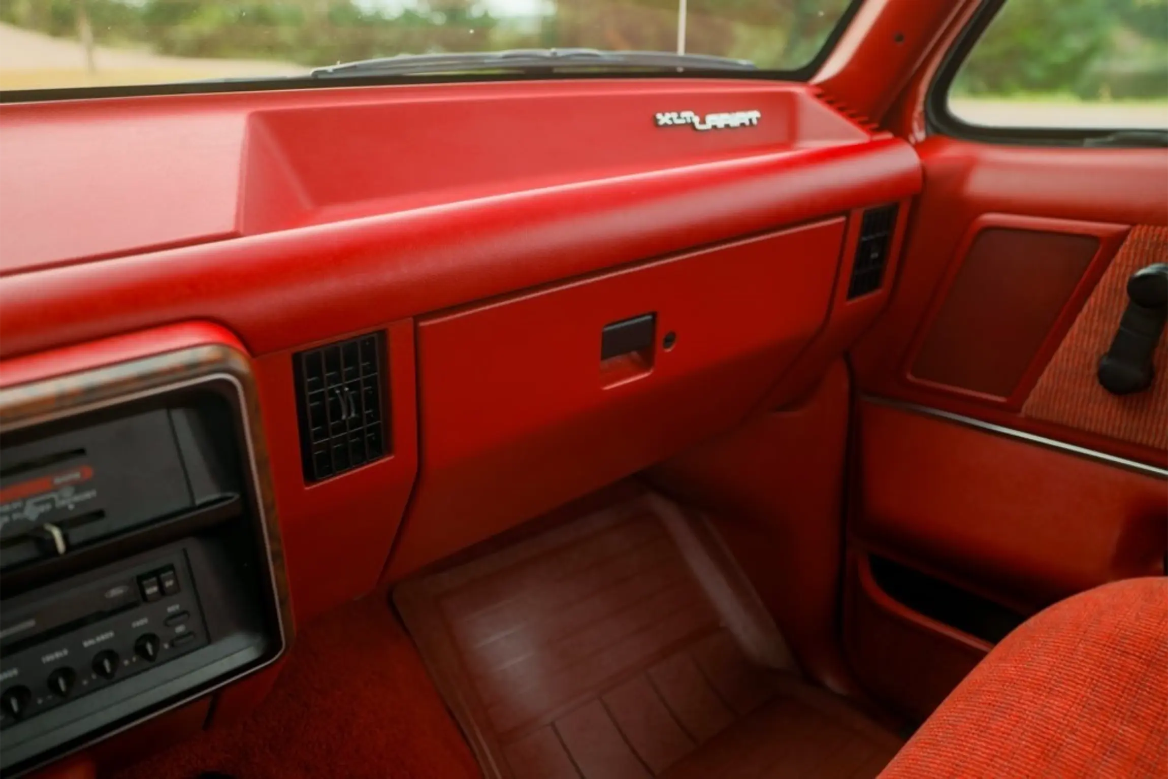 52k-Mile 1989 Ford F-150 XLT Lariat