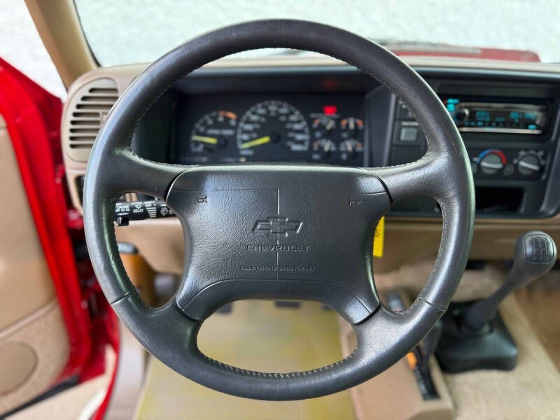1994 Chevrolet Blazer Silverado - 2