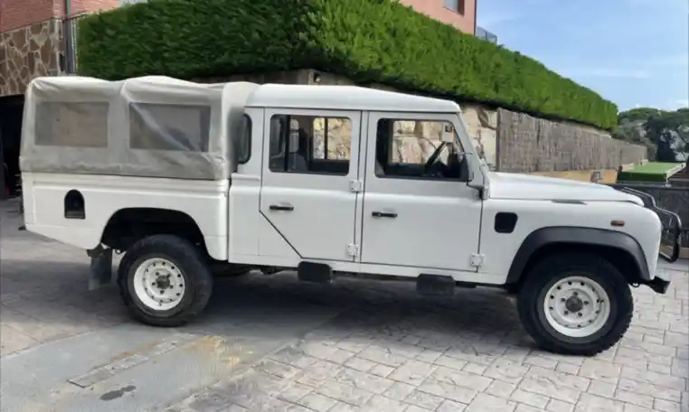 1999 Land Rover Defender 130 - 5
