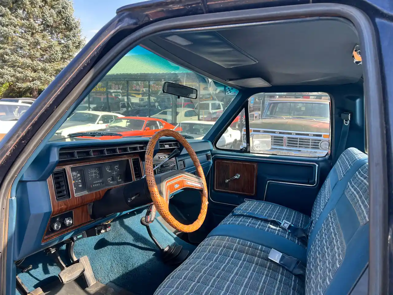 1984 Ford F-150 XLT Styleside